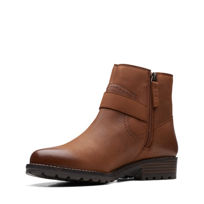 Clarks Clarkwell Strap 26167536 Womens Brown Leather Casual Dress Boots
