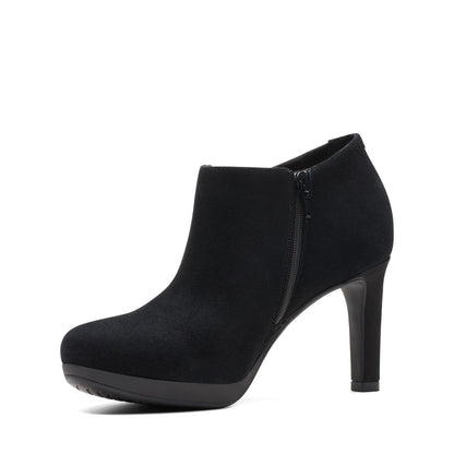 Clarks Ambyr Hope 26174110 Womens Black Suede Zipper Ankle & Booties Boots