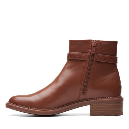 Clarks Maye Grace 26174350 Womens Brown Leather Zipper Ankle & Booties Boots