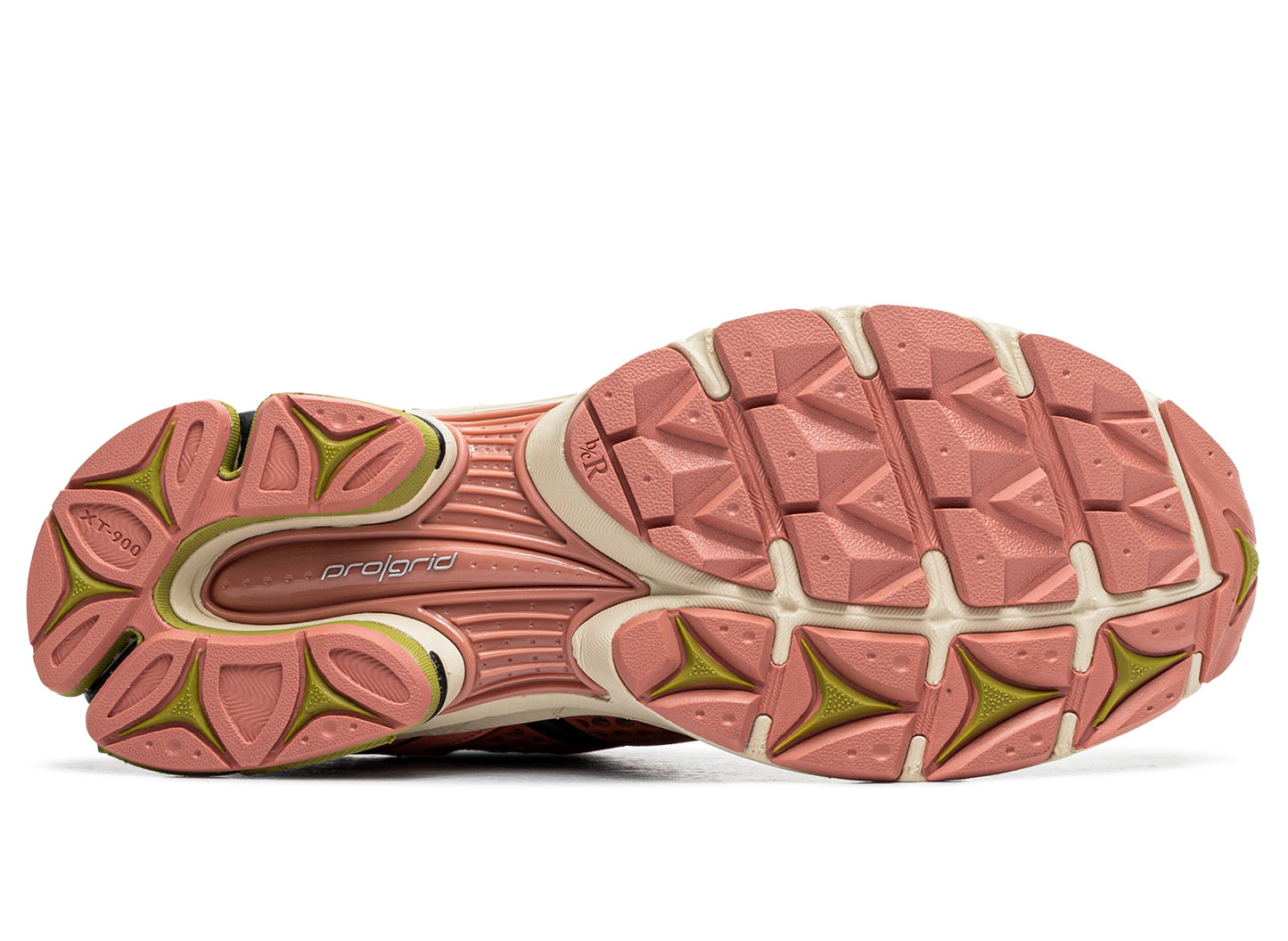 Saucony x Jae Tips Progrid Triumph 4 in Peach / Leaf