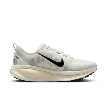 Nike Vomero 18 Shoes (Women's)