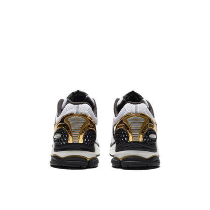 Saucony Progrid Triumph 4 "Gold Chrome"