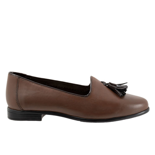 Trotters Liz Tassel T2224-104 Womens Brown Wide Leather Loafer Flats Shoes