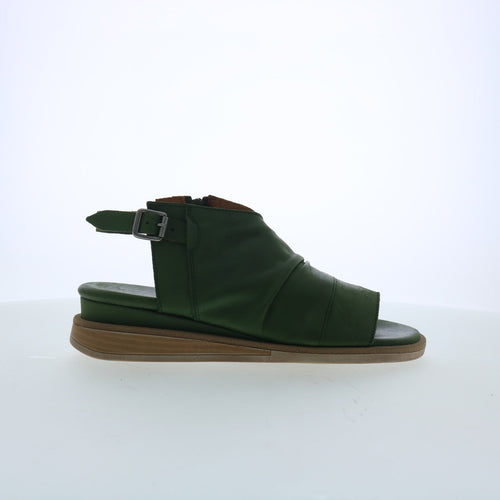 Miz Mooz Conor Womens Green Leather Hook & Loop Slingback Sandals Shoes