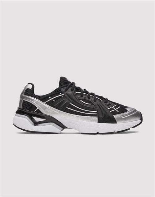 Under Armour  Sola