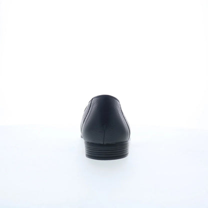 Trotters Liz Tumbled T1807-001 Womens Black Leather Loafer Flats Shoes