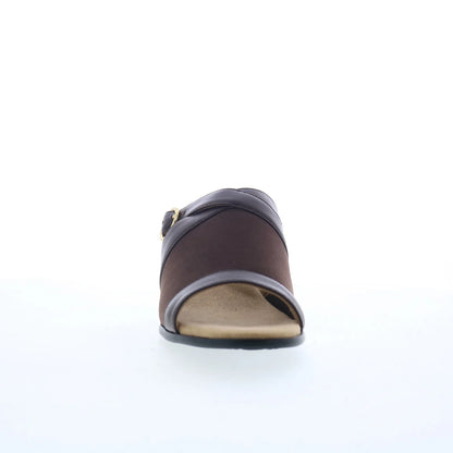 Trotters Mitzie T2515-200 Womens Brown Leather Slip On Heeled Sandals Shoes